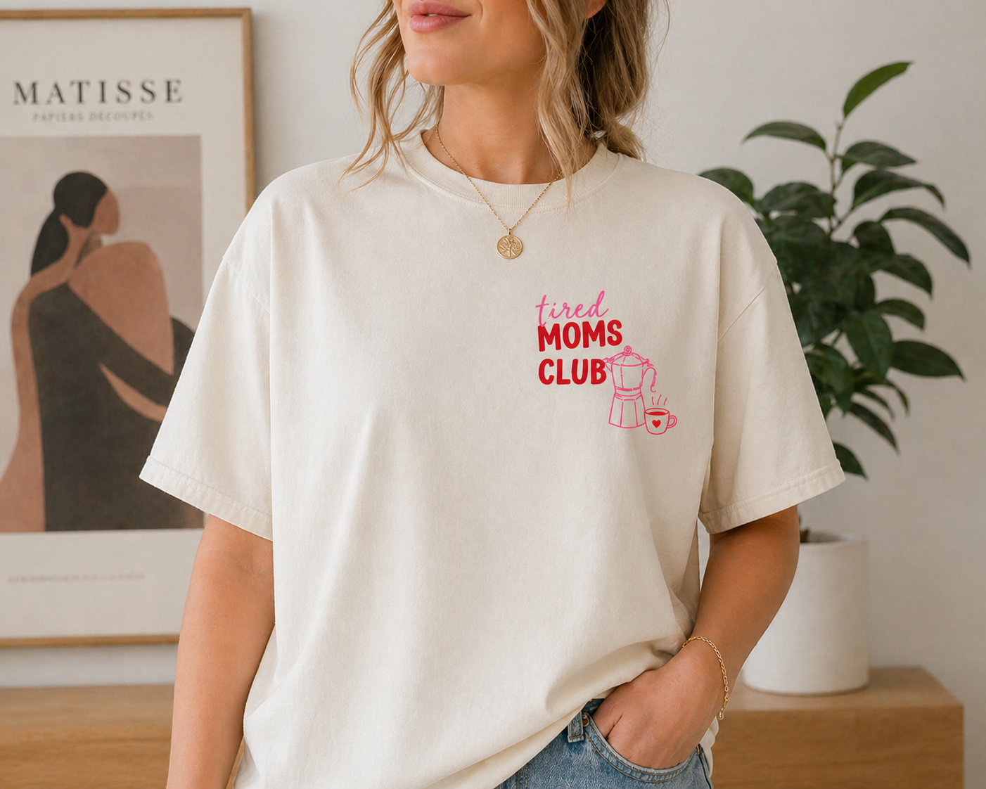 TIRED MOMS TEE